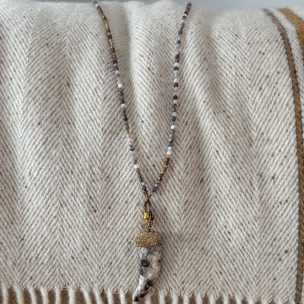 Stunning Snake Skin pendant Necklace 34”